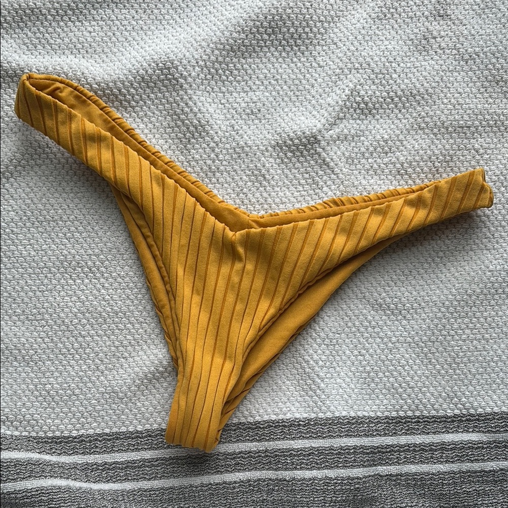 Yellow Ribbed Bikini Bottom - Picture 2 of 3